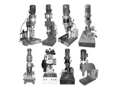 鉚釘機(jī)廠家技術(shù)人員為大家介紹鍛模的用途